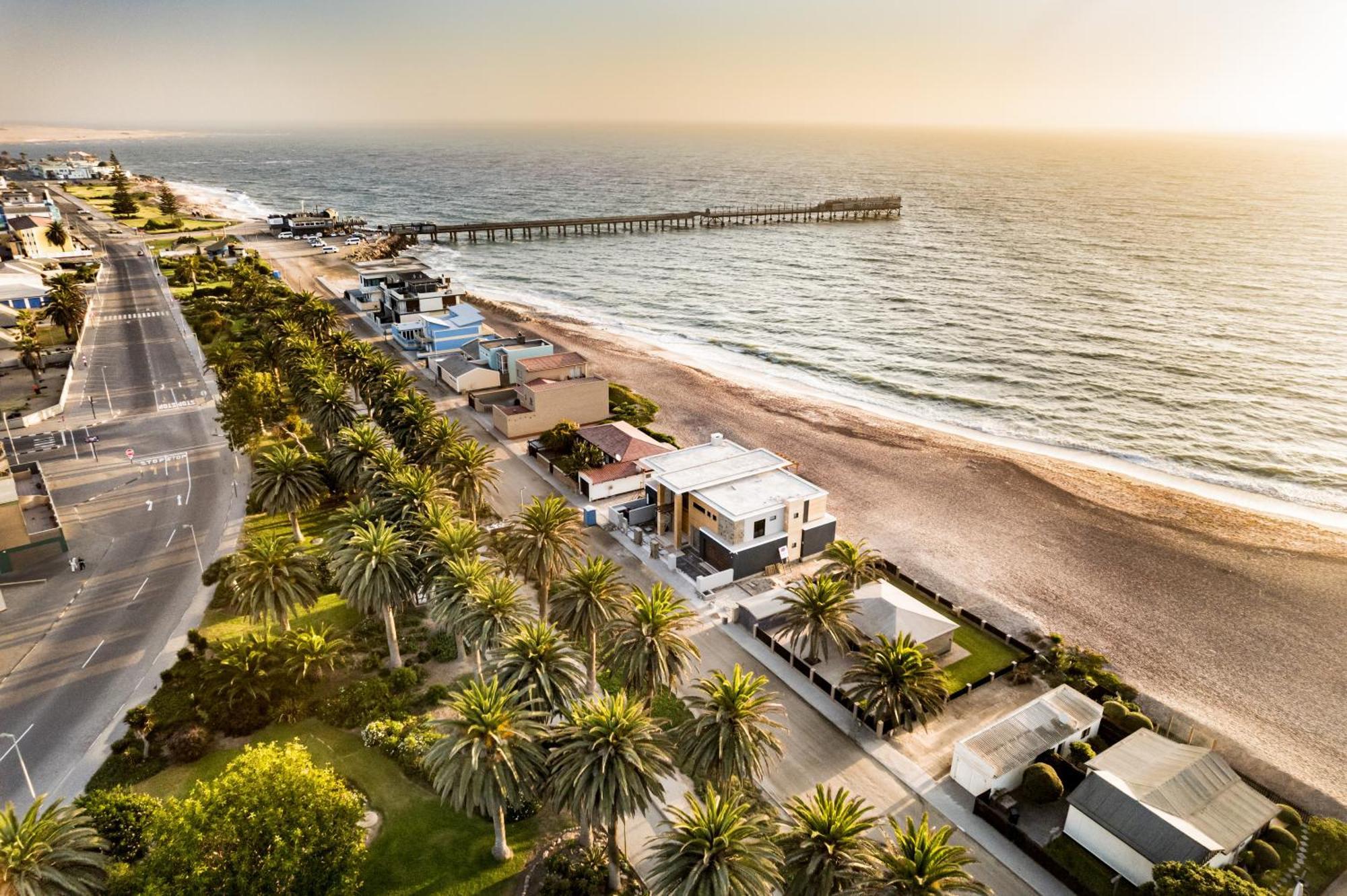 Swakopmund Seafront Cottage エクステリア 写真