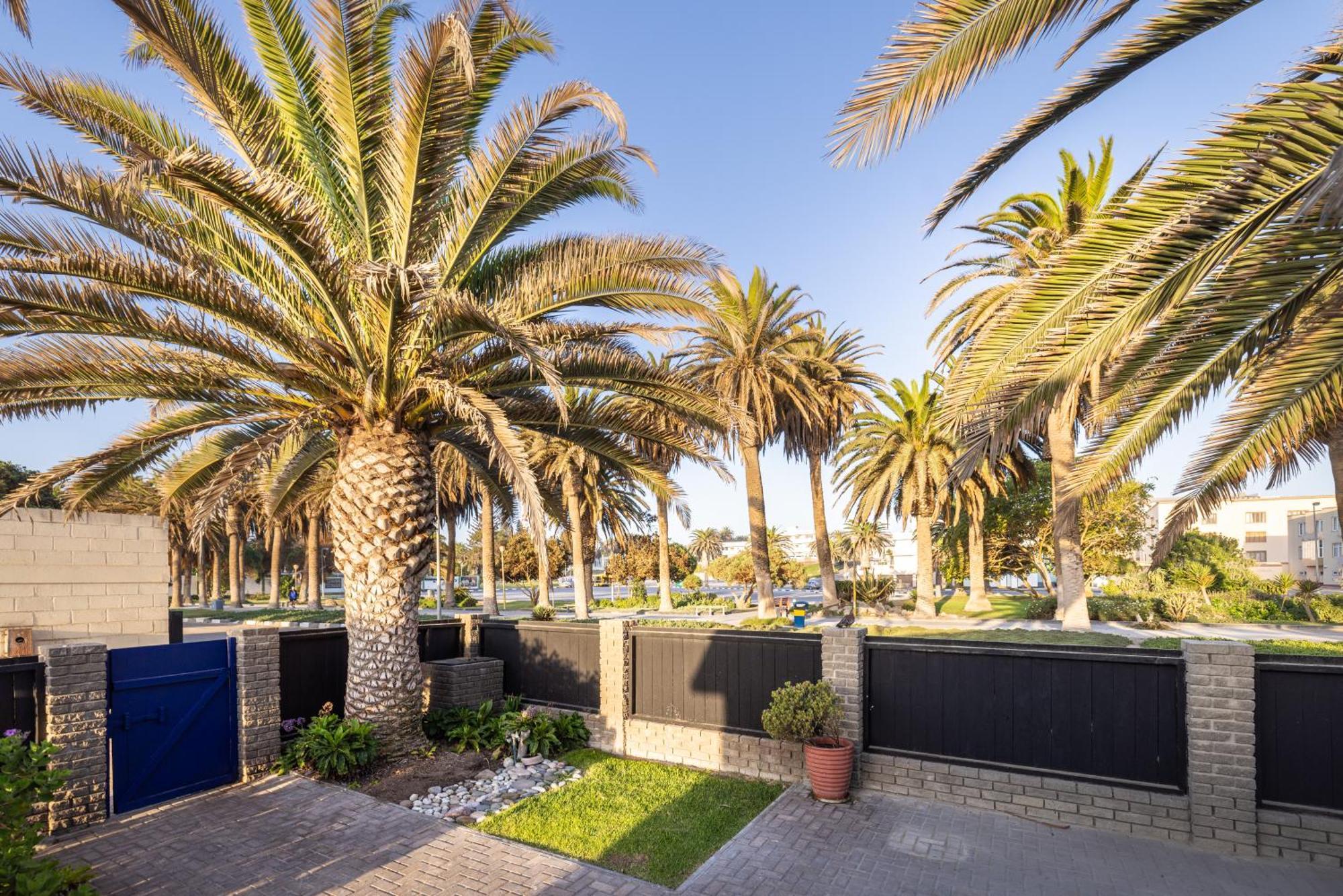 Swakopmund Seafront Cottage エクステリア 写真