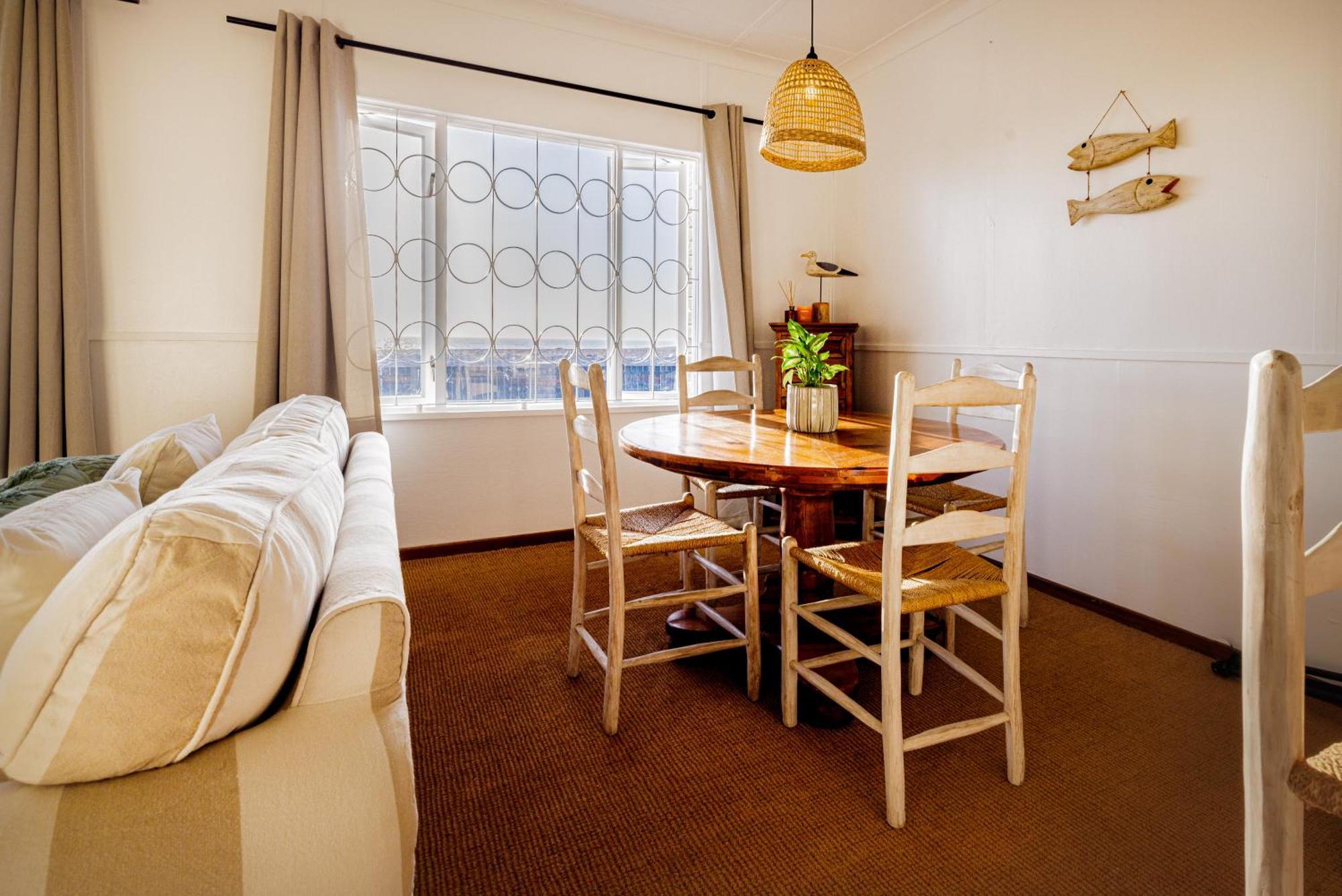 Swakopmund Seafront Cottage エクステリア 写真